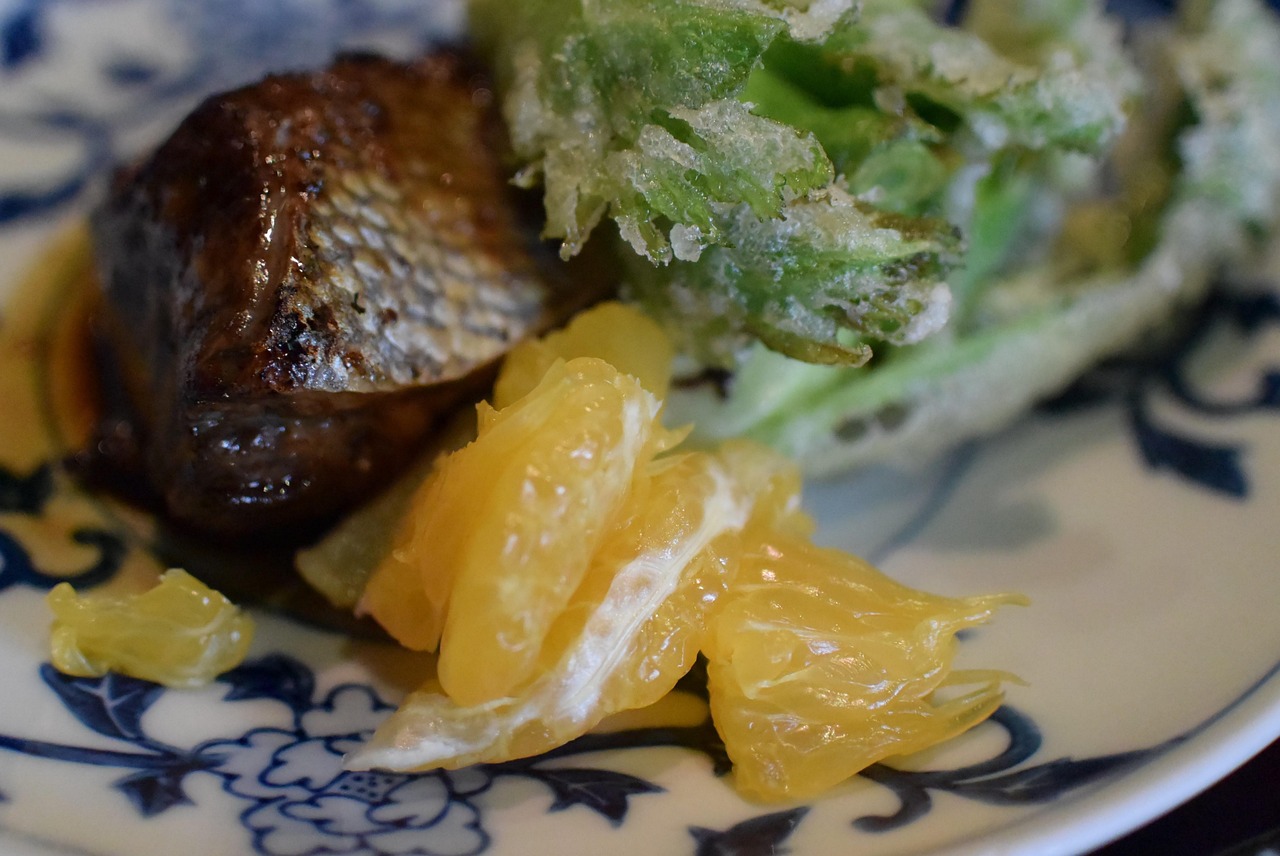 Dettaglio di un ingrediente segreto che esalta il sapore dei piatti.