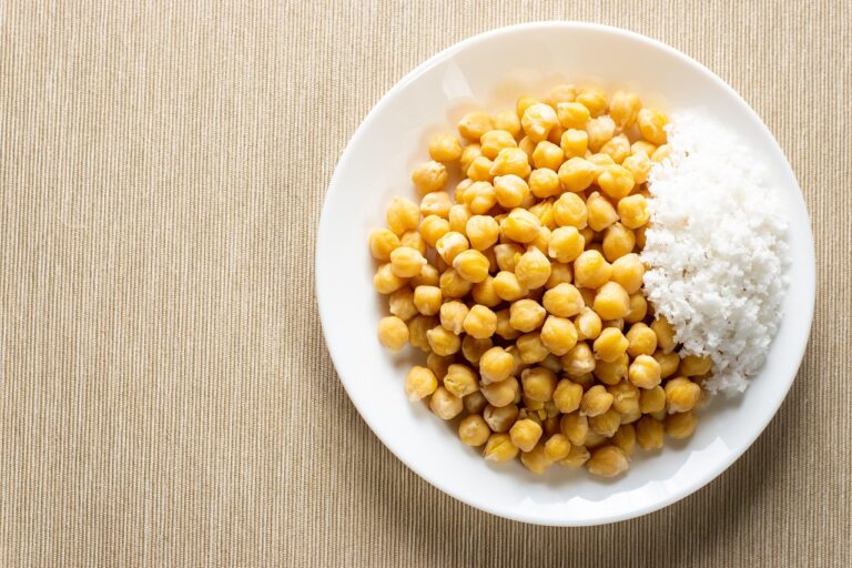 I legumi in scatola vanno sciacquati? Sì, per togliere il sale e ridurre il gonfiore