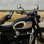 Recensioni moto classiche moderne: la linea intramontabile abbinata a tecnologie che semplificano ogni viaggio